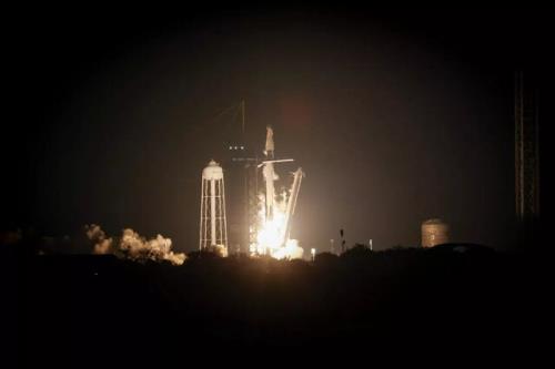 مأموریت سرنشین دار کرو-۶ به مقصد ایستگاه فضایی بین المللی پرتاب شد