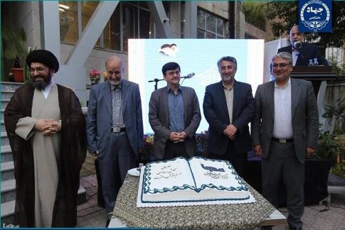 نگاه قرآنی جهاددانشگاهی در برنامه ریزی فرهنگی تنظیم شده است