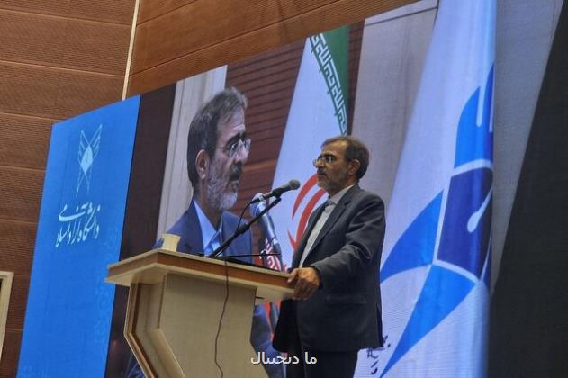 تربیت دانشجویان مومن و انقلابی باید مهم ترین وظیفه آموزش عالی کشور باشد