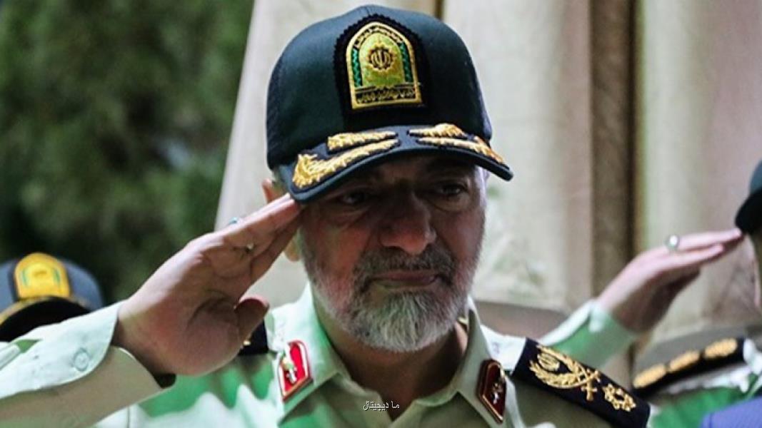 لبیک فرمانده کل فراجا به رهبر انقلاب از هیچ کوششی دریغ نخواهیم کرد