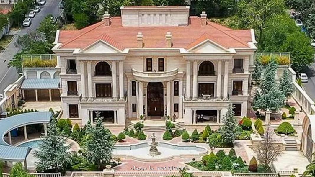 ویلای ۸ هزار متری متهم ردیف اول چای دبش به منظور رد مال تحویل داده شد ویلای ۸ هزار متری متهم ردیف اول چای دبش به منظور رد مال تحویل داده شد