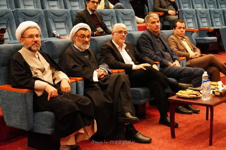 دانشگاه موفق دارای دانشکده های درهم تنیده است نه جزیره ای