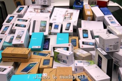 500 هزار گوشی آیفون قاچاقی وارد ایران شد